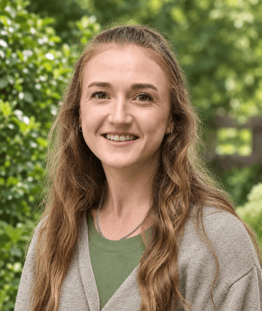 Dr Iona Lewis-Smith